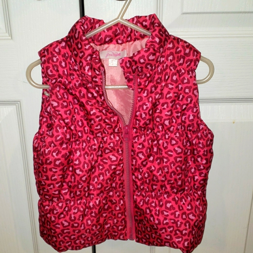 Grane pick leopard vest for toddler size 5t